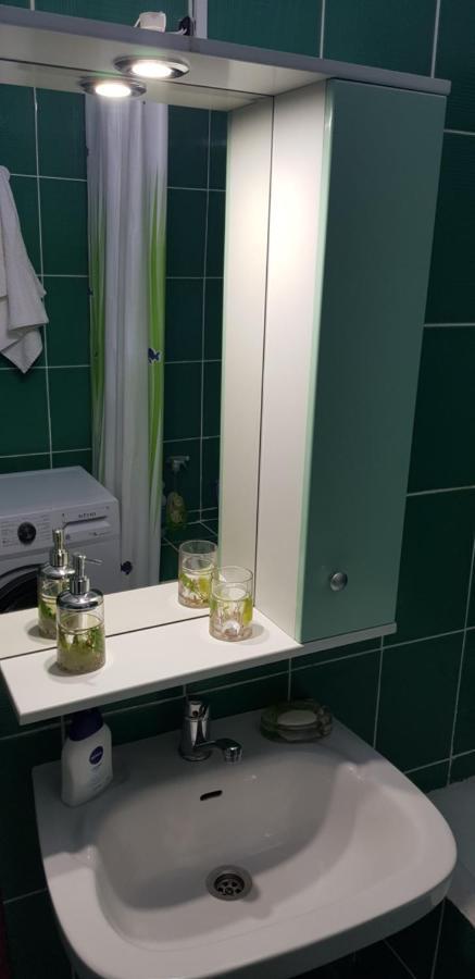 Garsoniera Horezu Apartment Luaran gambar