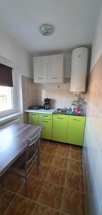 Garsoniera Horezu Apartment Luaran gambar